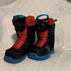 Burton Grom Snowboard Boots with BOA and room to grow